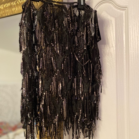 Fashion Nova skirt new with tags - Picture 3 of 3